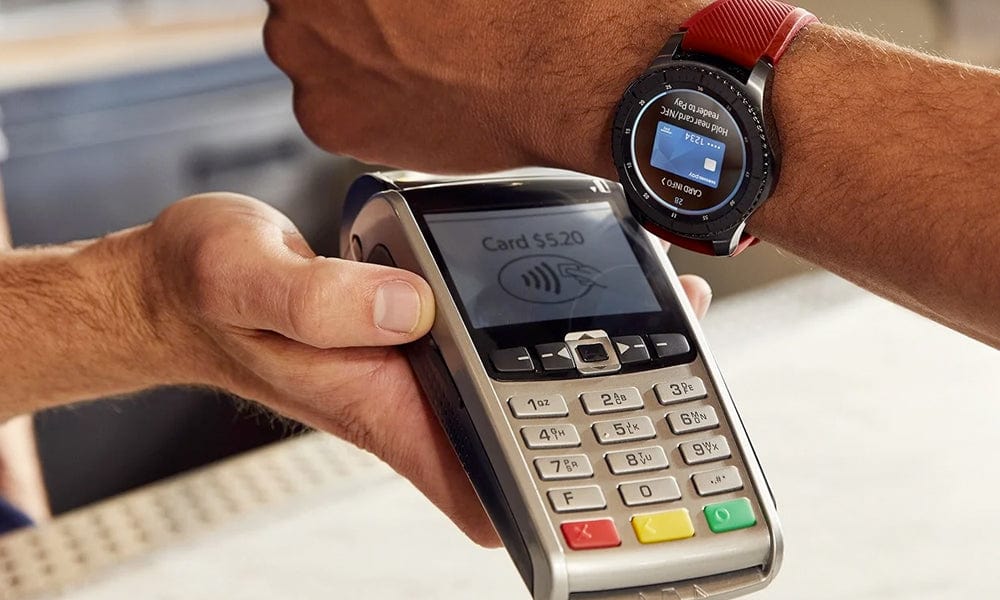 What You Should Know Before Buying a Smartwatch